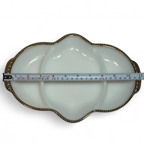 💥SALE! Vintage Fire King White Milk Glass Gold Trim Divided Serving Dish - Picture 7 of 13